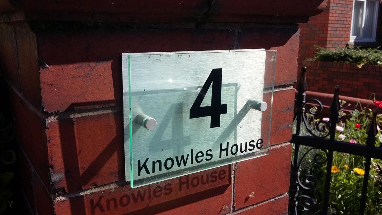 Esjays At Knowles House Bed & Breakfast Lytham St Annes Bagian luar foto